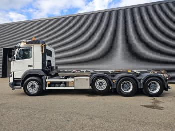 FMX 470 8x4 / 30t KABEL - CONTAINER SYSTEEM